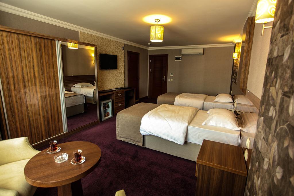 Grand Akcali Otel İskenderun Стая снимка