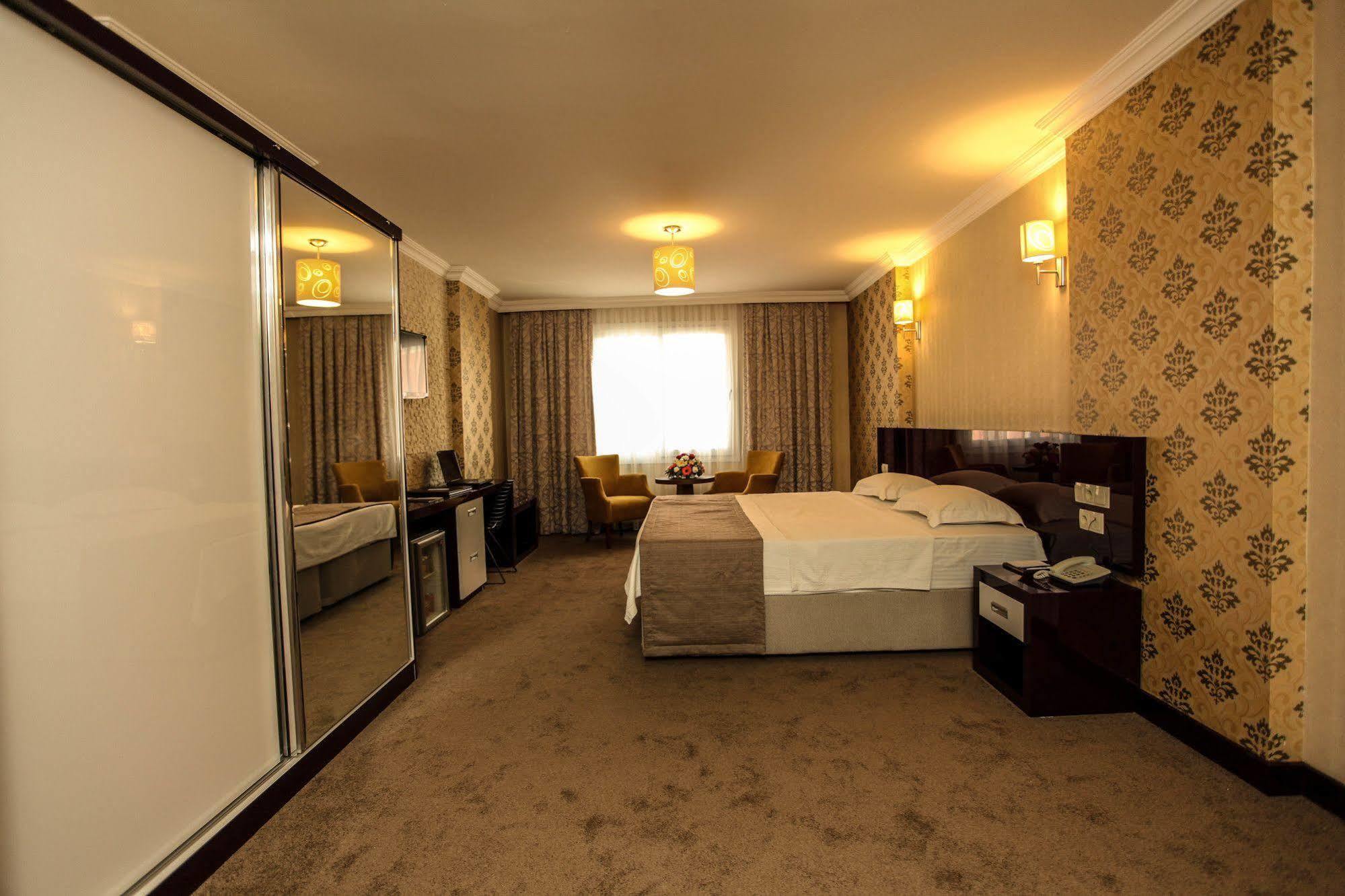 Grand Akcali Otel İskenderun Екстериор снимка